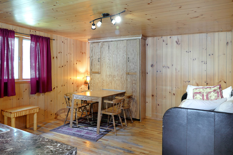 yellowstone cabin rentals