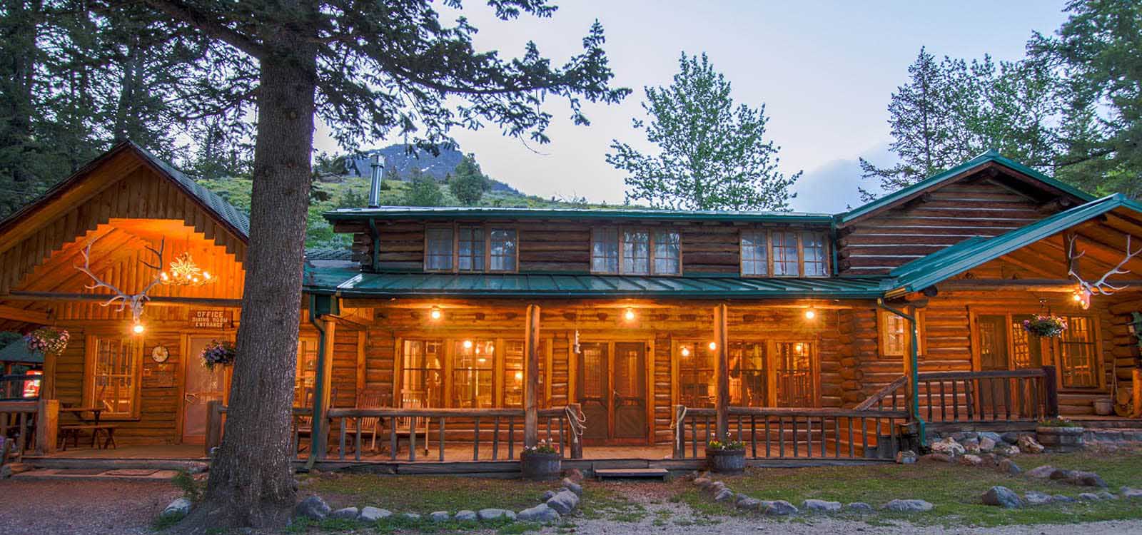 Shoshone Lodge & Guest Ranch Cody WY | Dude Ranch near ...